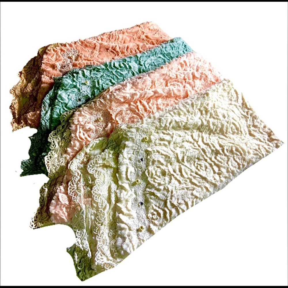 Vintage style cosy scarf’s in time for fall.